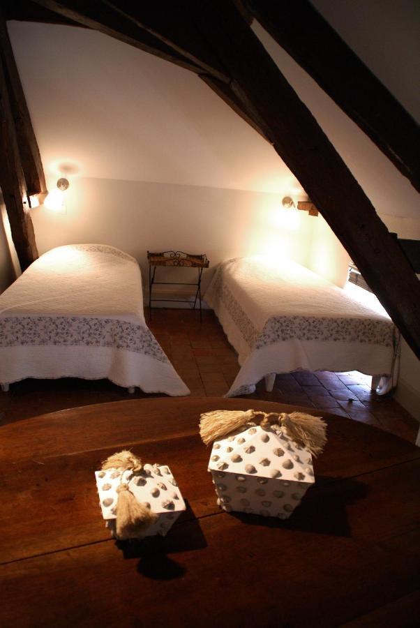 Bed and Breakfast Domaine De La Corgette Saint-Romain  Экстерьер фото